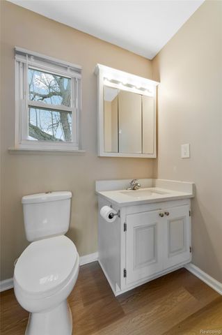 44453 Albert Drive, Plymouth Charter Township, MI 48170