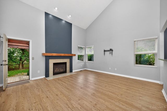 218 Heffron Circle, Hamilton Twp, OH 45039