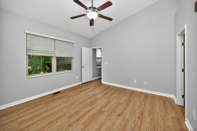 218 Heffron Circle, Hamilton Twp, OH 45039