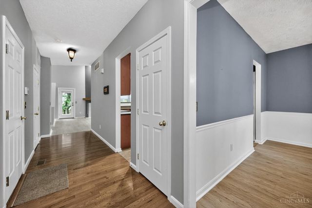 218 Heffron Circle, Hamilton Twp, OH 45039