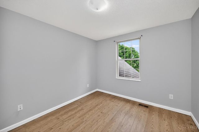 218 Heffron Circle, Hamilton Twp, OH 45039