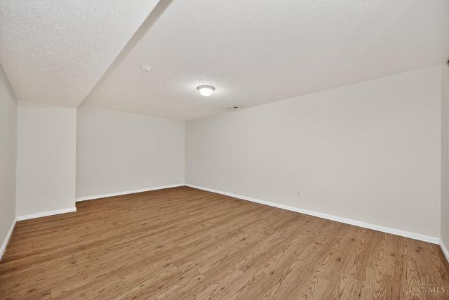 218 Heffron Circle, Hamilton Twp, OH 45039