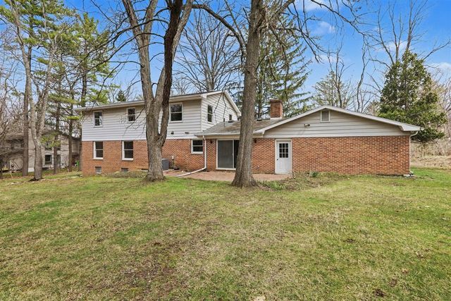 2889 Parkridge Drive, Ann Arbor, MI 48103