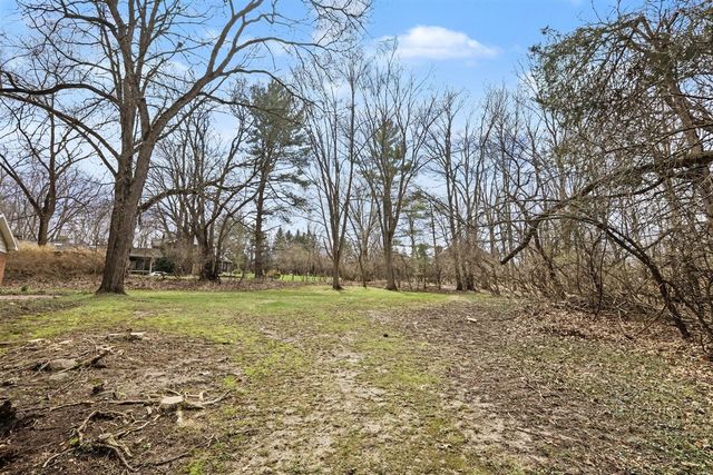 2889 Parkridge Drive, Ann Arbor, MI 48103