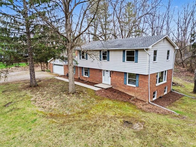 2889 Parkridge Drive, Ann Arbor, MI 48103