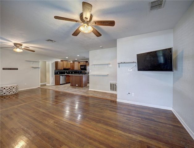1809 Merriman Ave, Corpus Christi, TX 78412