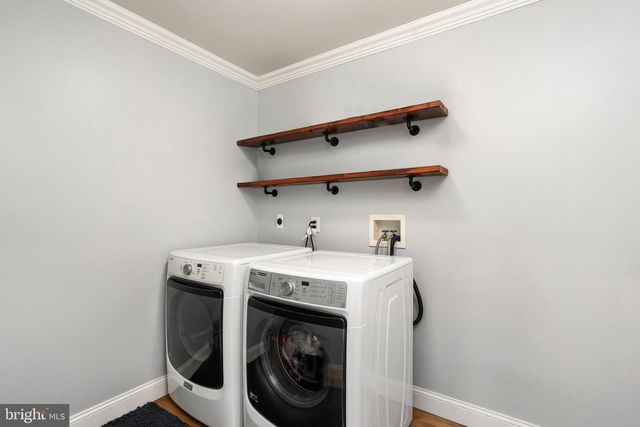 27 ANDOVER WAY, Hamilton, NJ 08610