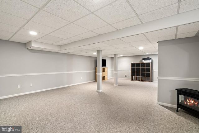 27 ANDOVER WAY, Hamilton, NJ 08610