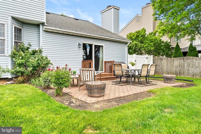 27 ANDOVER WAY, Hamilton, NJ 08610