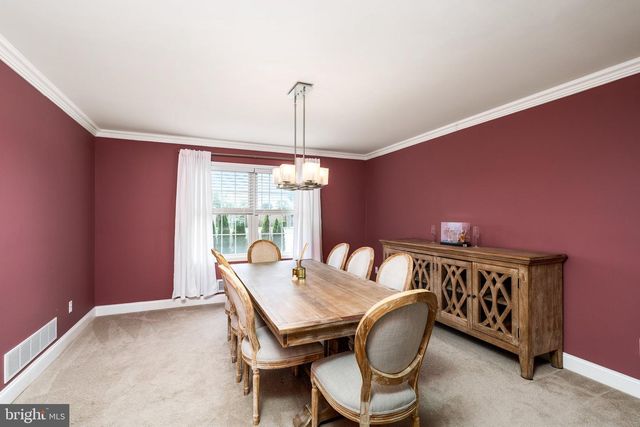 27 ANDOVER WAY, Hamilton, NJ 08610