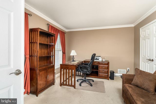 27 ANDOVER WAY, Hamilton, NJ 08610