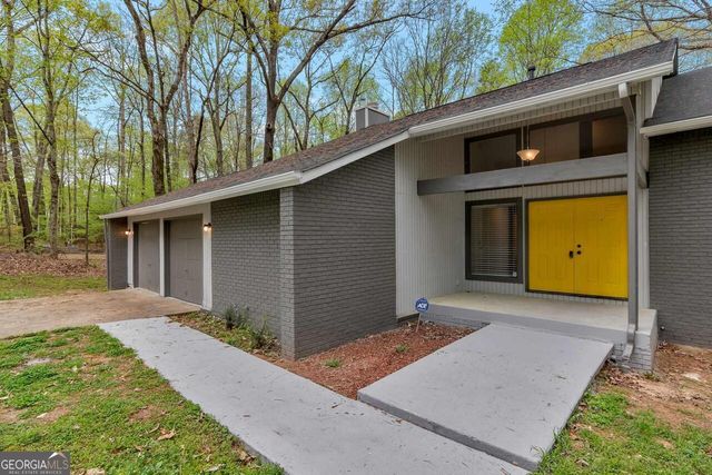 3721 Chiltern Court, Lithonia, GA 30038