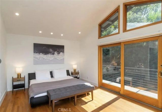 3656 Sunswept Drive, Studio City, CA 91604