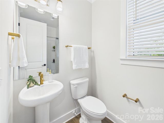 1055 Rolling Meadows Drive, Mooresville, NC 28115
