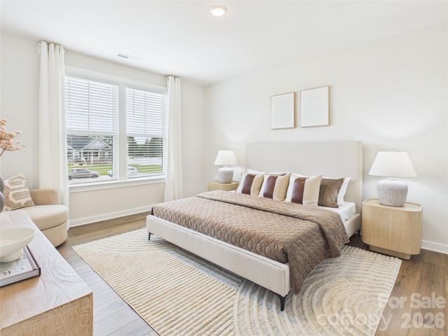 1055 Rolling Meadows Drive, Mooresville, NC 28115