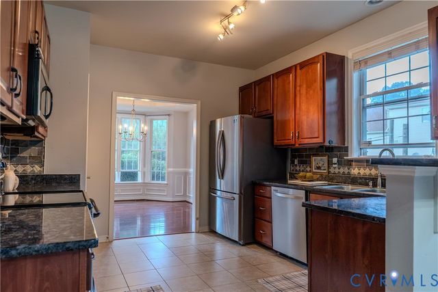 7488 Thebrix Ct, Mechanicsville, VA 23111