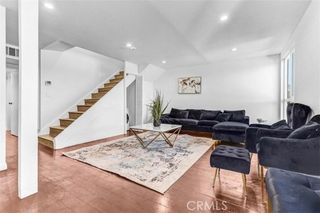 6155 Reseda Blvd 4, Tarzana (los Angeles), CA 91335