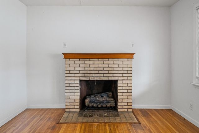 1667 McWhorter Rd, Cunningham, TN 37052