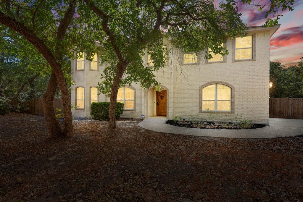 149 Spanish Oak TRL, Elgin, TX 78621