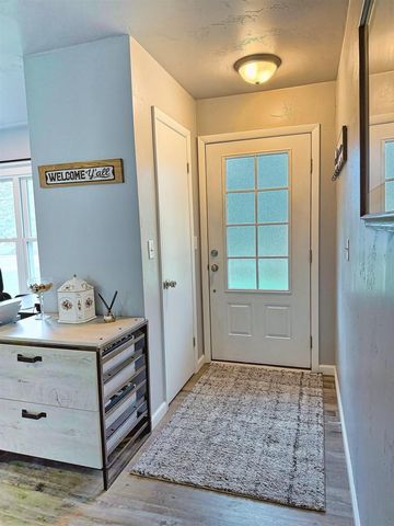 2623 OAKCREST DRIVE, Neenah, WI 54956