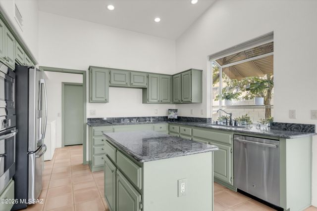 65621 E Stoney Ridge Drive, Tucson, AZ 85739