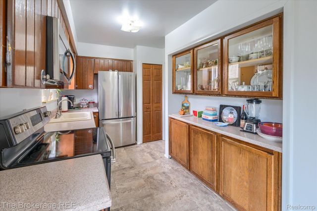 9370 Vienna Road, Forest Township, MI 48463