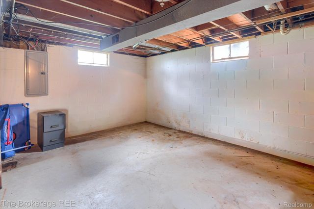 9370 Vienna Road, Forest Township, MI 48463