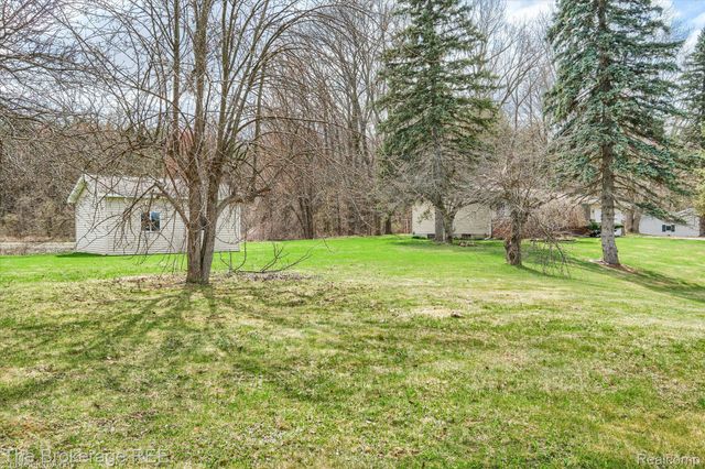 9370 Vienna Road, Forest Township, MI 48463