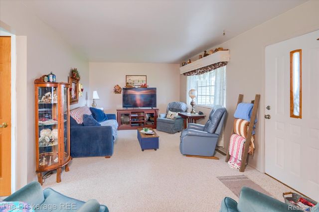 9370 Vienna Road, Forest Township, MI 48463