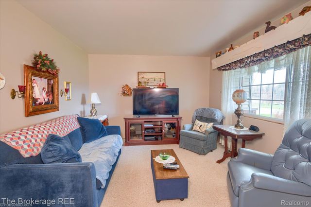 9370 Vienna Road, Forest Township, MI 48463