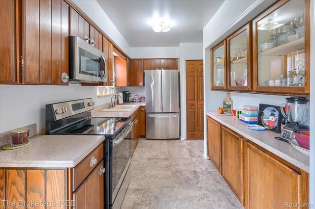 9370 Vienna Road, Forest Township, MI 48463