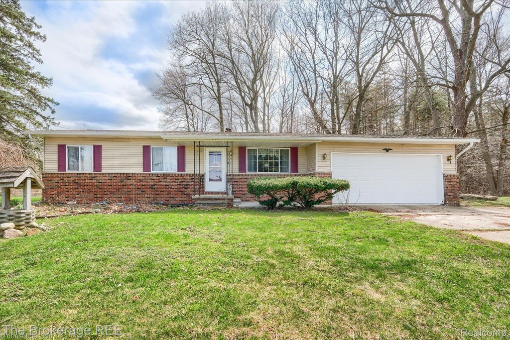 9370 Vienna Road, Forest Township, MI 48463