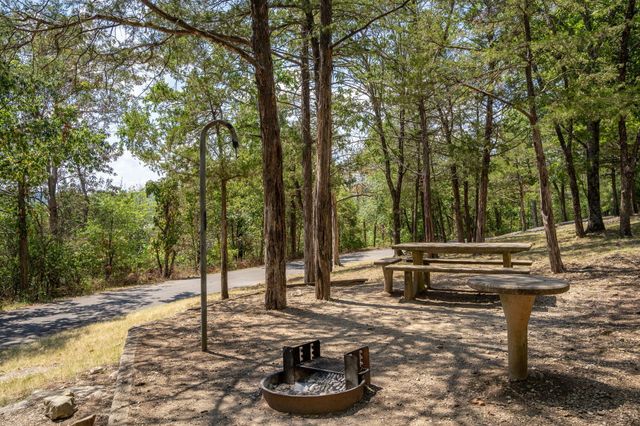 550 Notch Lane 8, Branson West, MO 65737