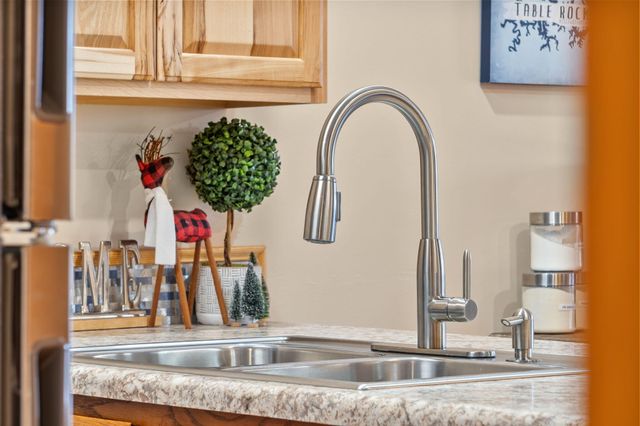 550 Notch Lane 8, Branson West, MO 65737