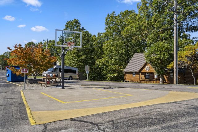 550 Notch Lane 8, Branson West, MO 65737