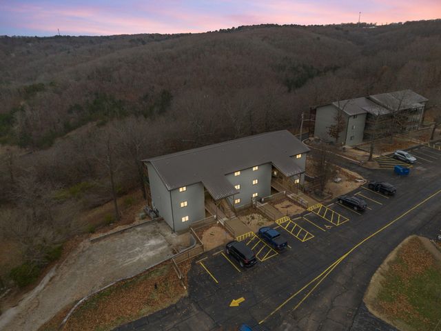 550 Notch Lane 8, Branson West, MO 65737