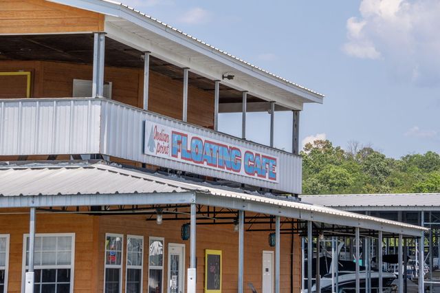 550 Notch Lane 8, Branson West, MO 65737