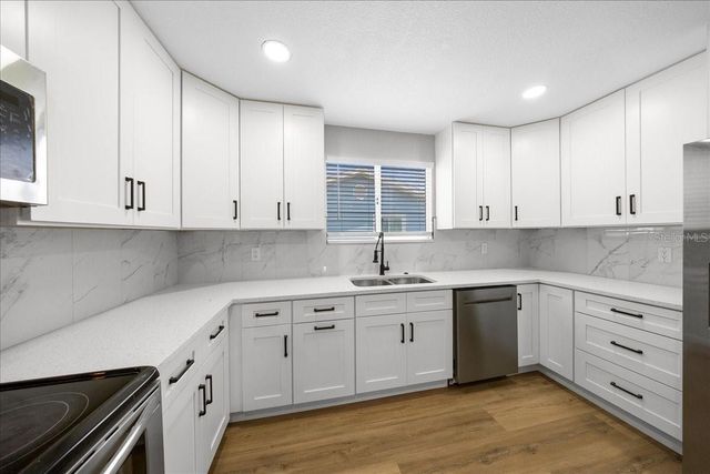 8170 SW 109TH STREET ROAD, Ocala, FL 34481