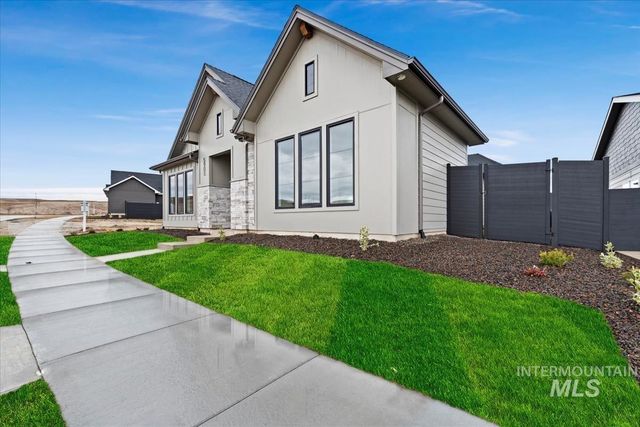 6336 N Barholm Ln, Eagle, ID 83616