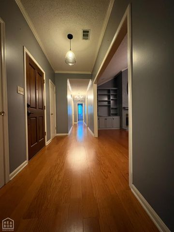 1001 Fernwood, Jonesboro, AR 72401