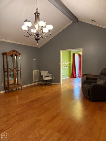 1001 Fernwood, Jonesboro, AR 72401