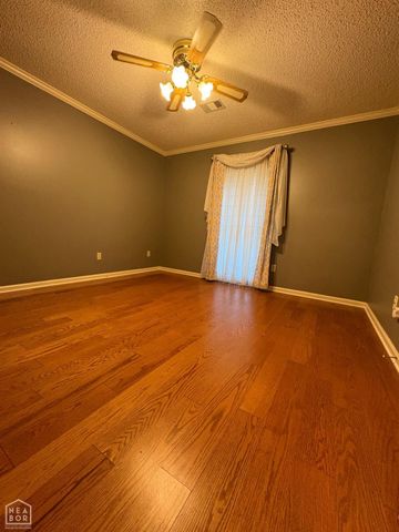 1001 Fernwood, Jonesboro, AR 72401