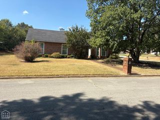 1001 Fernwood, Jonesboro, AR 72401