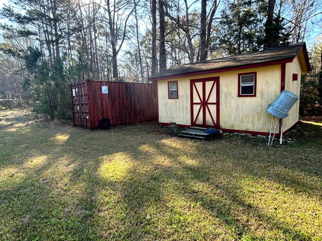 5933 Dixie Plantation Road, Hollywood, SC 29449