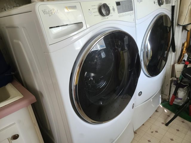 5933 Dixie Plantation Road, Hollywood, SC 29449