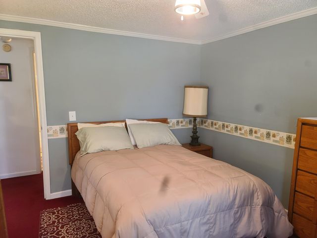 5933 Dixie Plantation Road, Hollywood, SC 29449