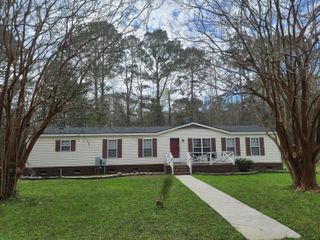 5933 Dixie Plantation Road, Hollywood, SC 29449