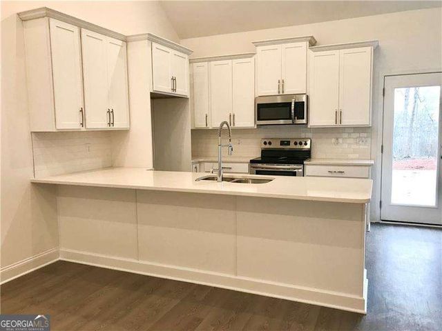 129 Mores Elm Loop, Waleska, GA 30183