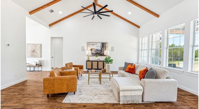 2902 Davis Road, Granbury, TX 76049