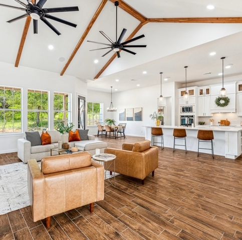 2902 Davis Road, Granbury, TX 76049